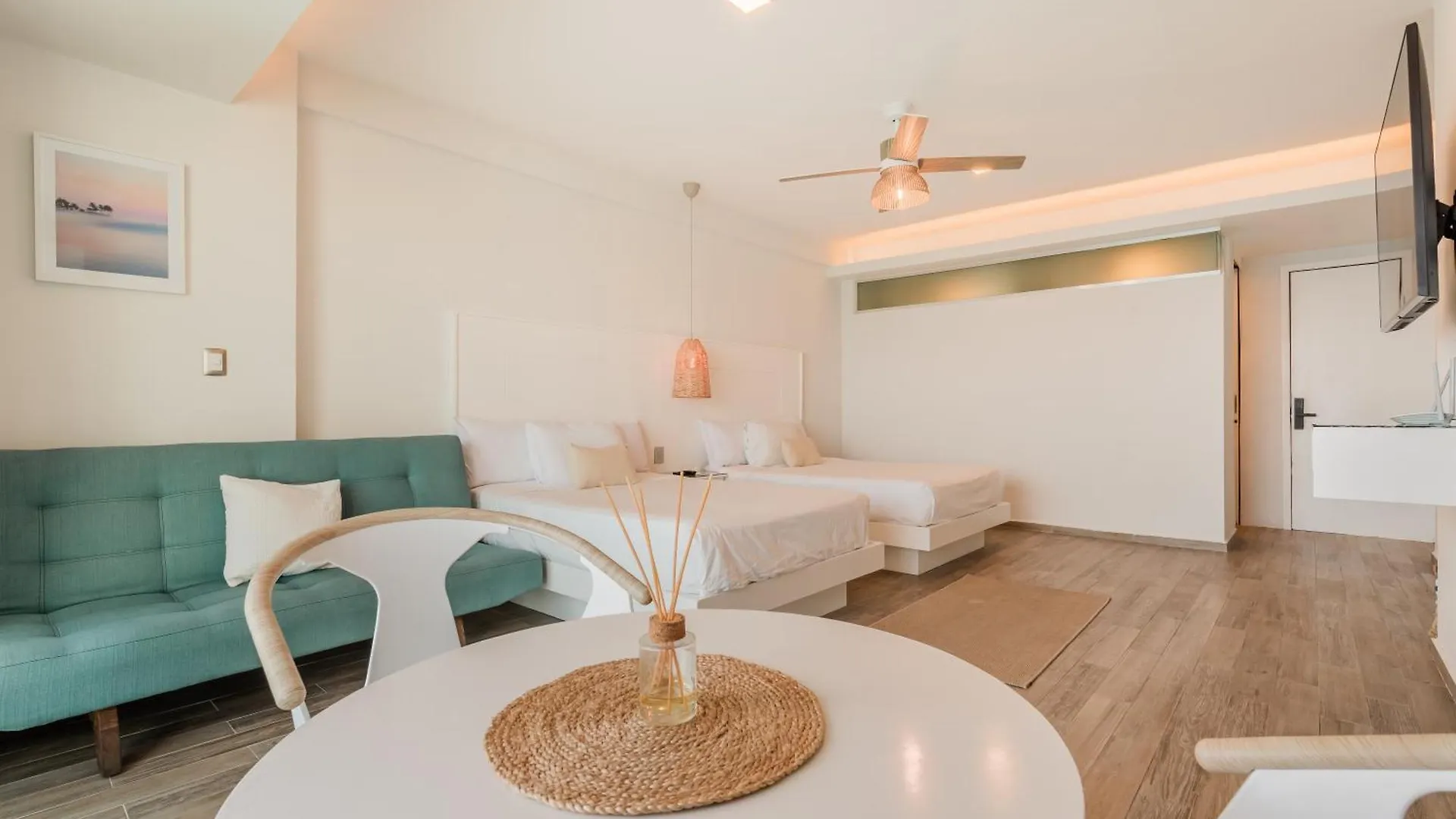 The Ocean Vibes Suites By Casa Paraiso Cancun